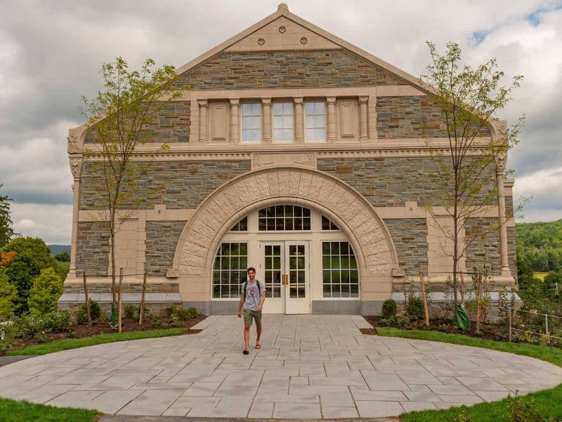 A photograph of Benton Hall.